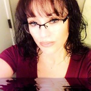 Meet your Posher, Yolanda